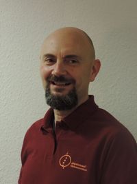 Oliver Neumann, Physiotherapeut